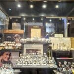 چراغ ویترین گالری طلا و جواهر فروشی
